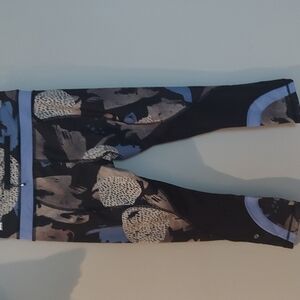 Lululemon 4 Cropped Leggings